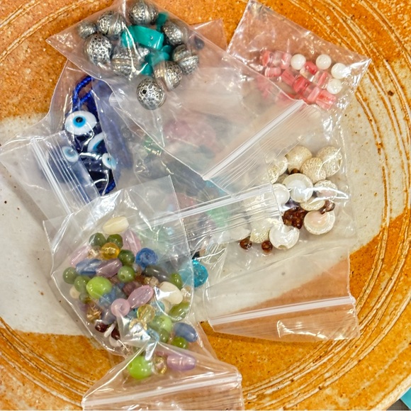 Assorted Bead Mix Collection (58 bags) - Picture 3 of 17